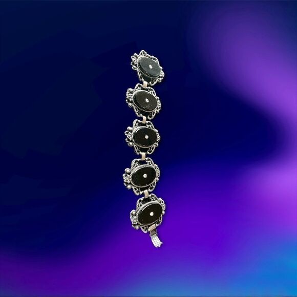 Vintage Banana Bob black glass cameo style ox silver bracelet 7.5” L - Picture 4 of 11
